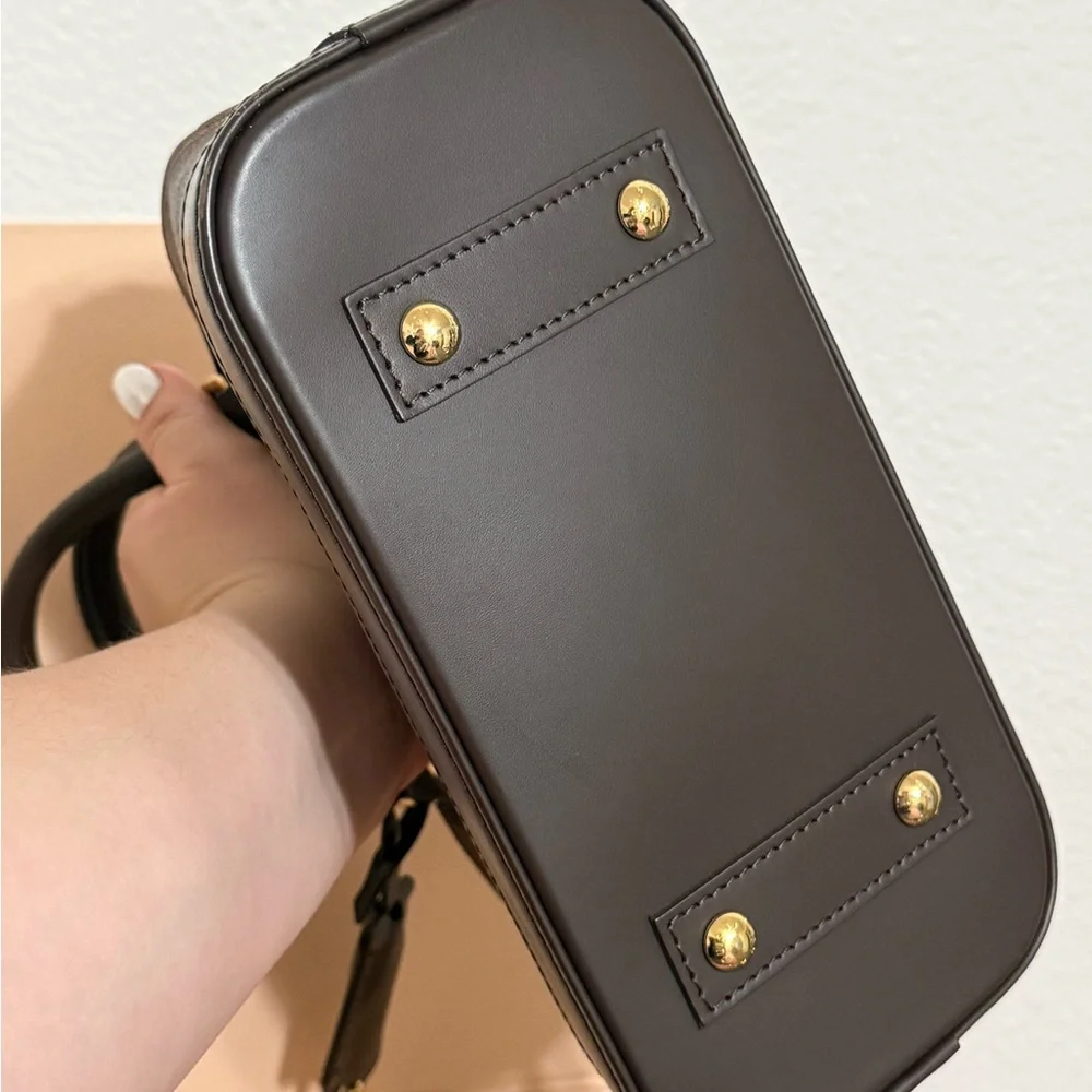Louis Vuitton Mini Alma Bag - Picture 13 of 16